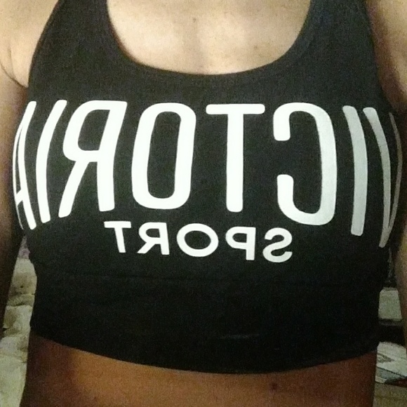 Victoria's Secret Sport - Picture 2 of 2